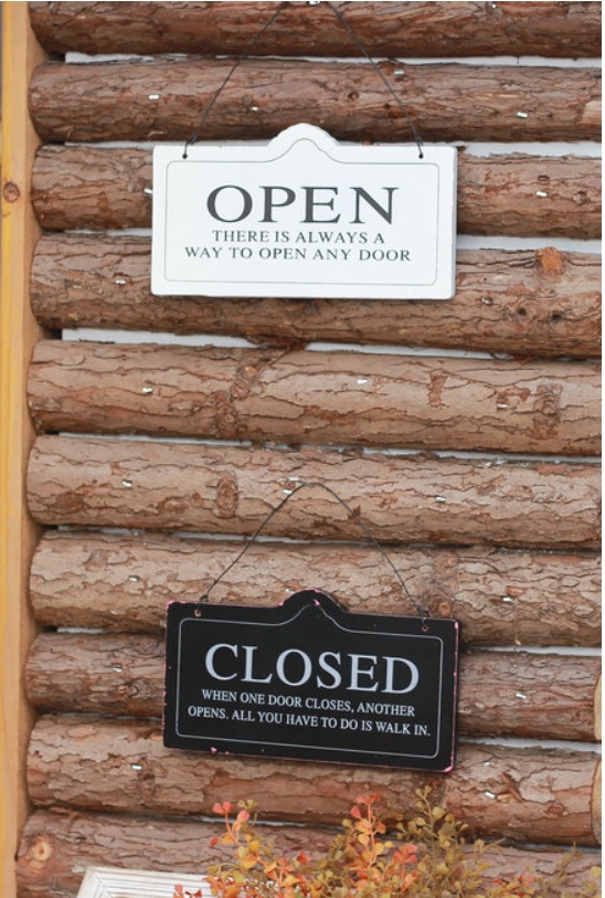 Bang treo cua 2 mat open va close